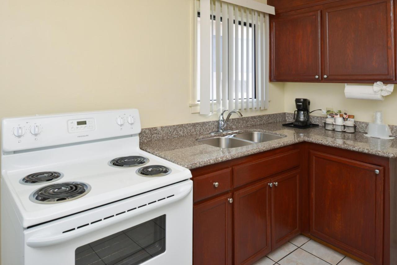 Edgewater Inn And Suites Pismo Beach Extérieur photo